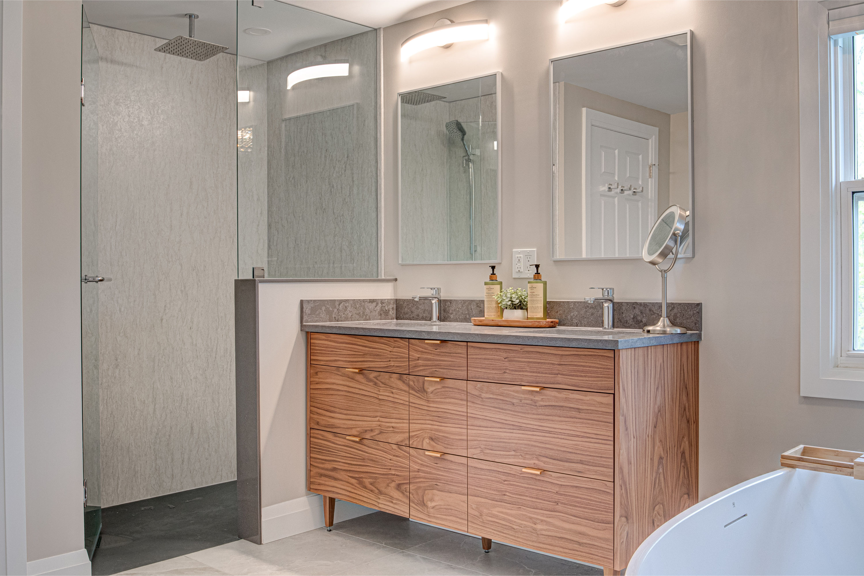 Lynnvalley Ensuite Bathroom Renovation Kitchener